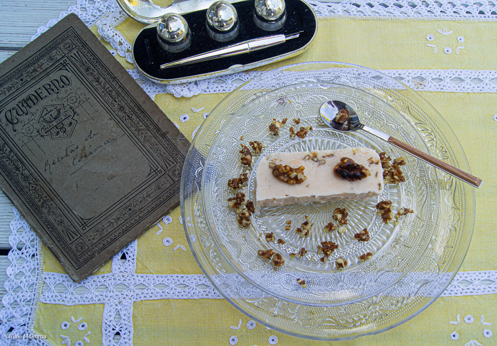 Biscuit de queso con nueces caramelizadas