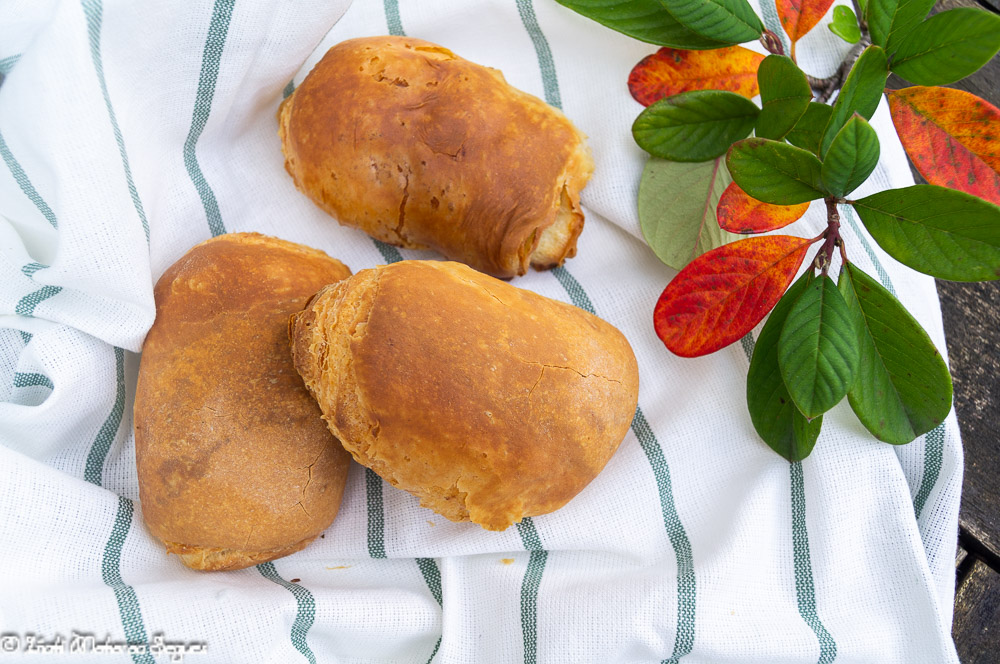 Bollos hojaldrados de mantequilla