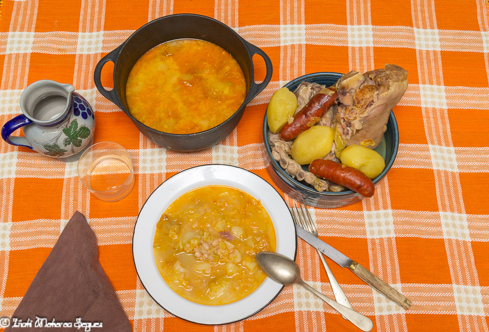 Caldo Gallego