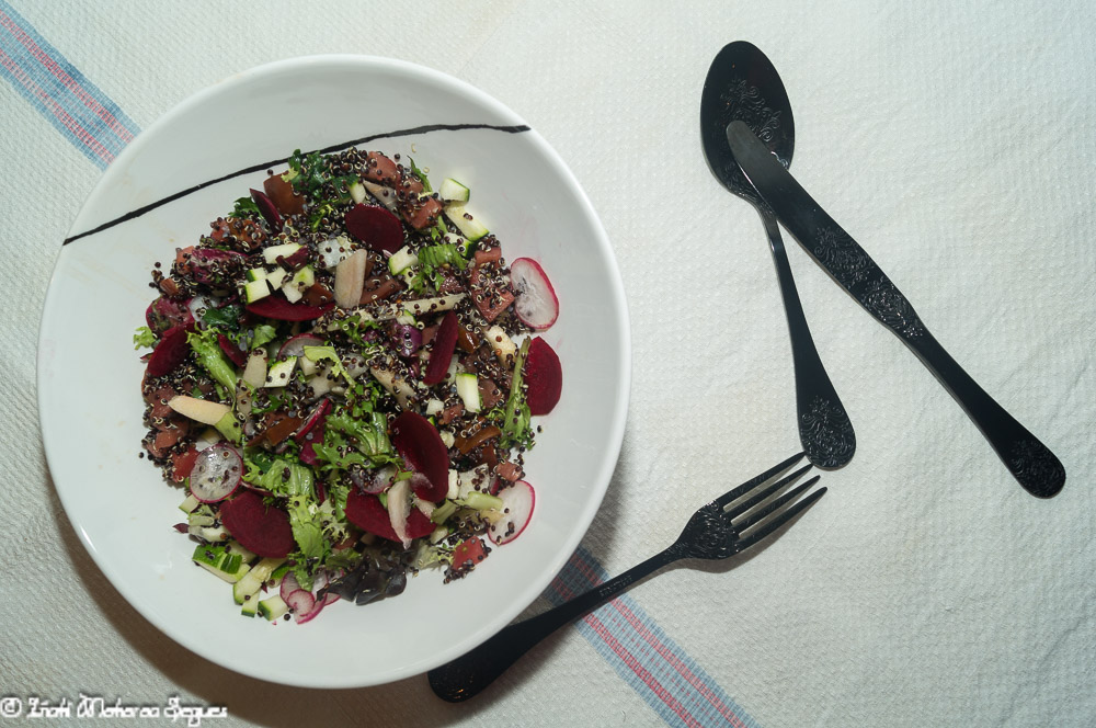 Ensalada de quinoa negra