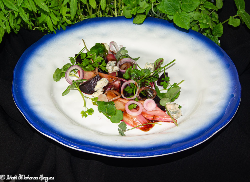 Ensalada de remolacha y ruibarbo