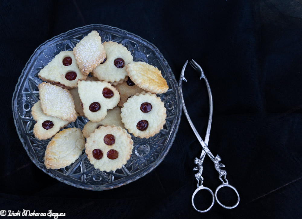 Galletas rellenas de mermelada