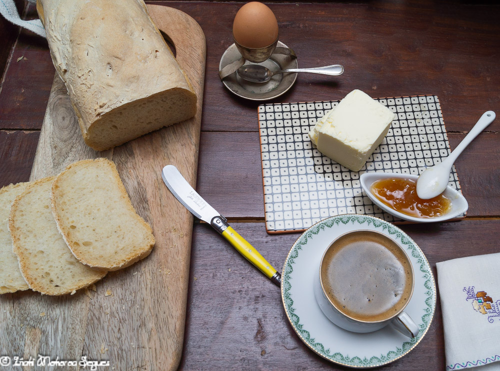 Pan de molde con pasta fermentada