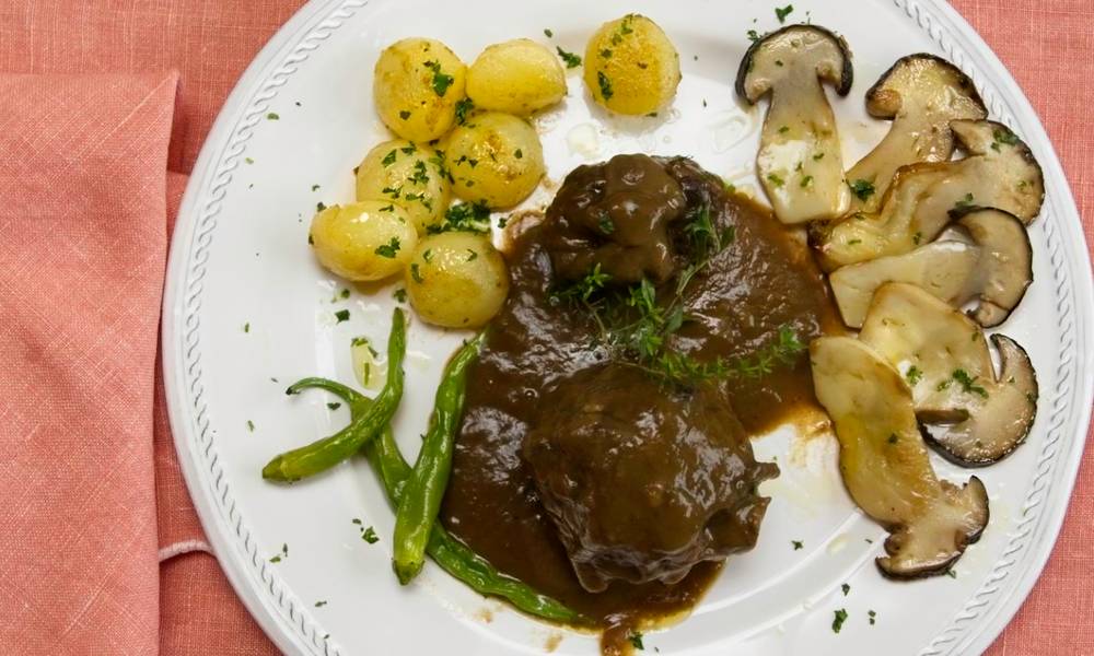 Rabo en salsa