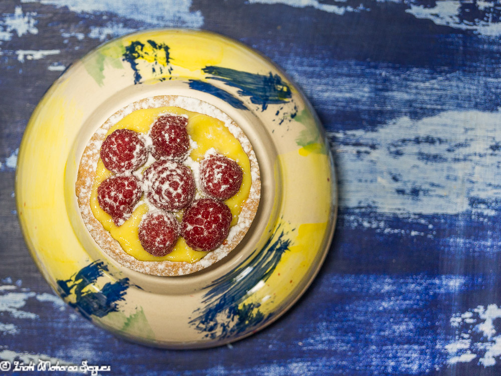 Tartaletas de lemond curd y frambuesas